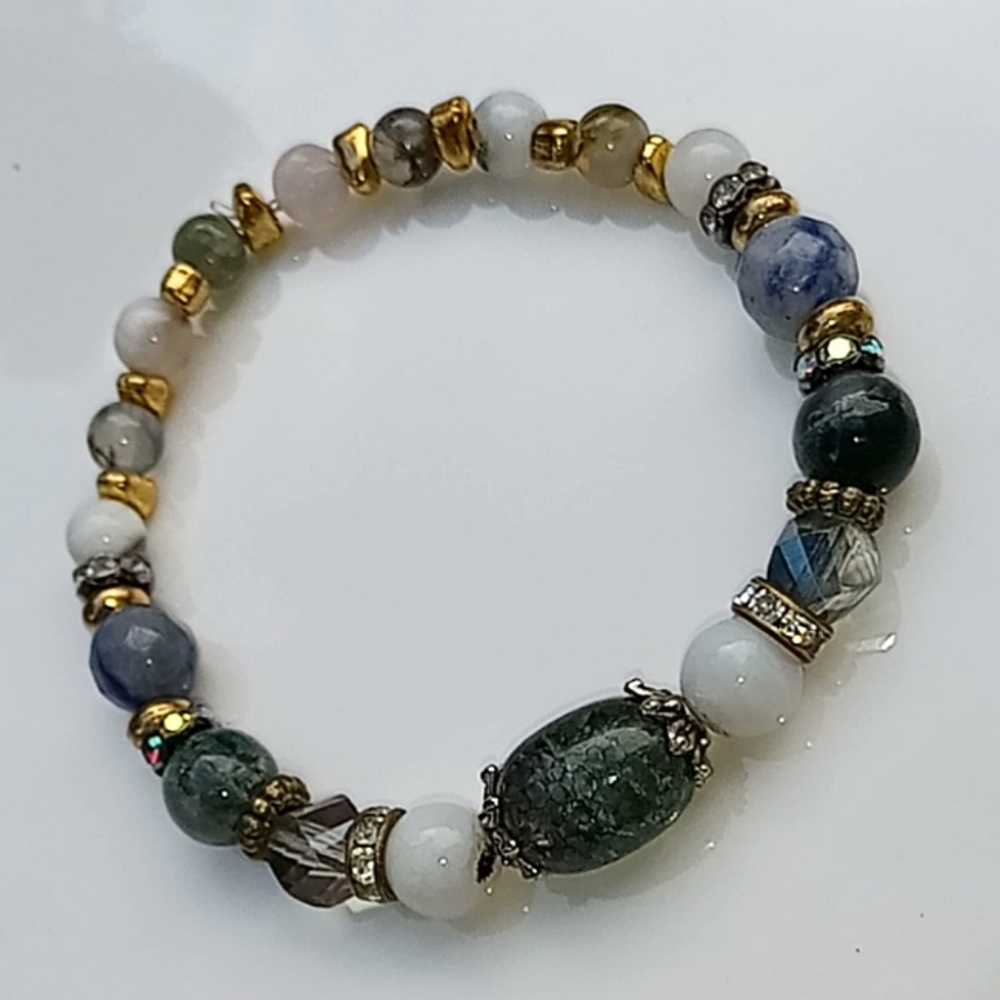 Gold and Green Stone Accent Bracelet